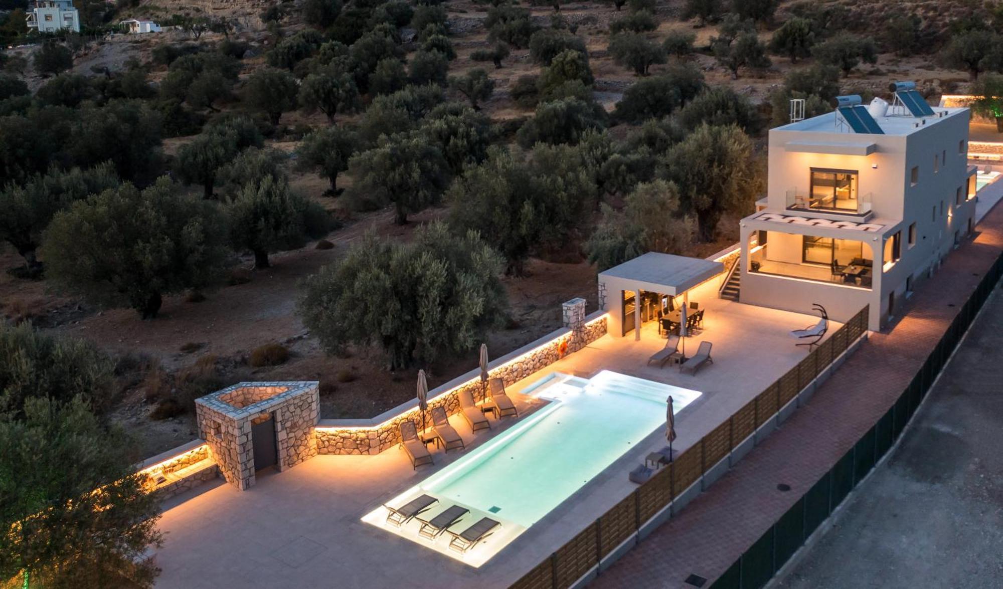 Charaki Dream Villas Esterno foto